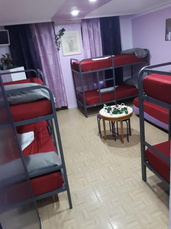 Hostal Mayor Alicante Bagian luar foto