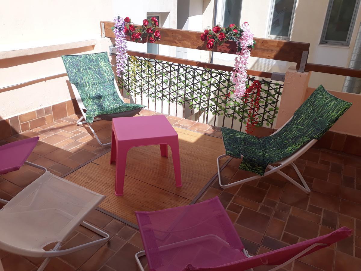 Hostal Mayor Alicante Bagian luar foto