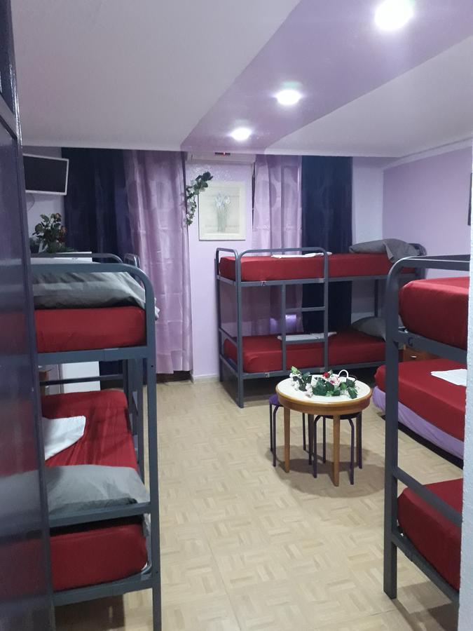 Hostal Mayor Alicante Bagian luar foto